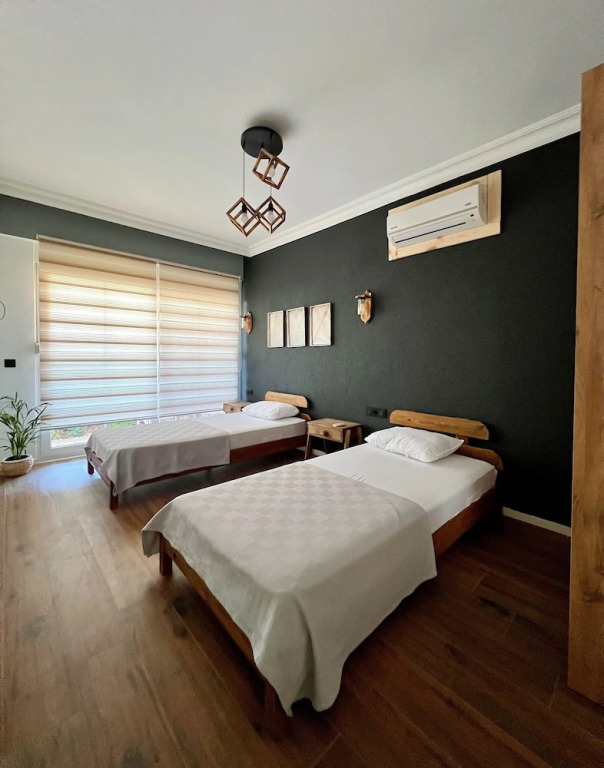 Lb Boutique Hotel