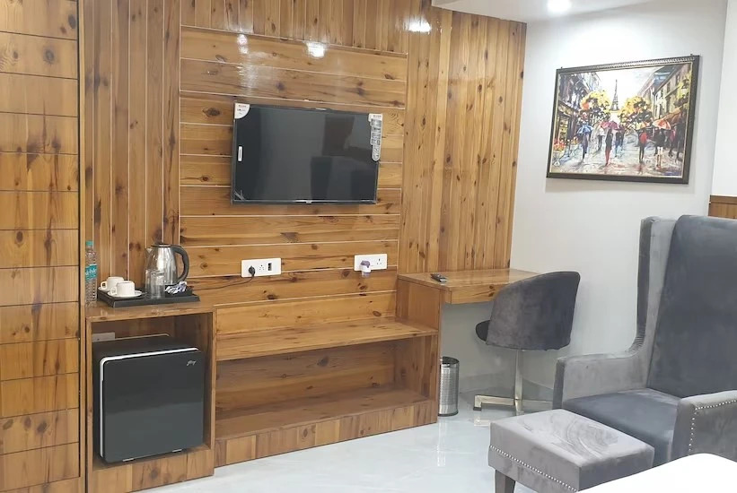 Hotel Grand Maurya