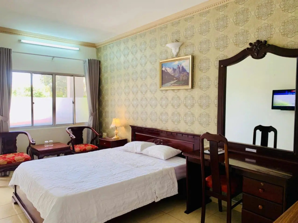 Lam Son Hotel
