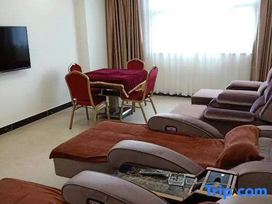 Yangjiang Guanhua Hotel (Hailing Island Dajiaowan)
