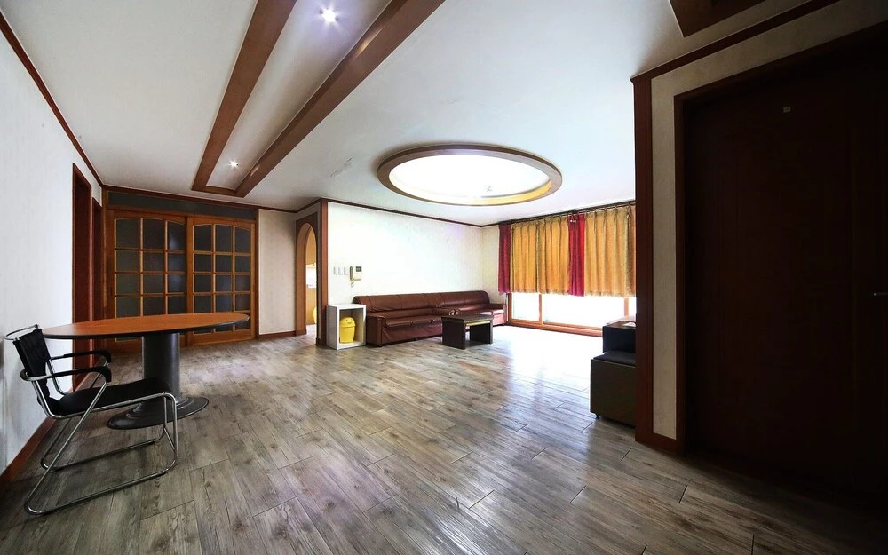 Tongyeong Crown