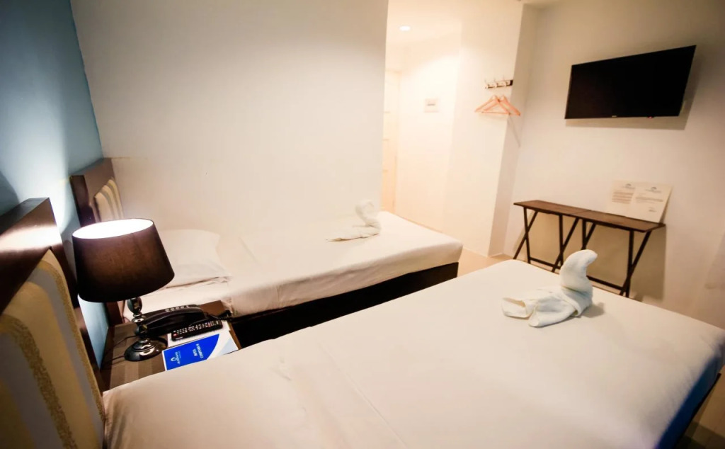 Islands Hotel