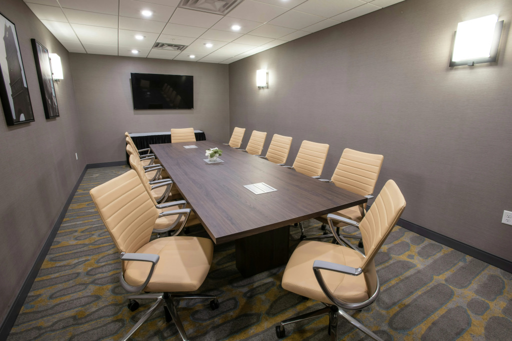 Hampton Inn & Suites Cincinnati / Uptown - University Area