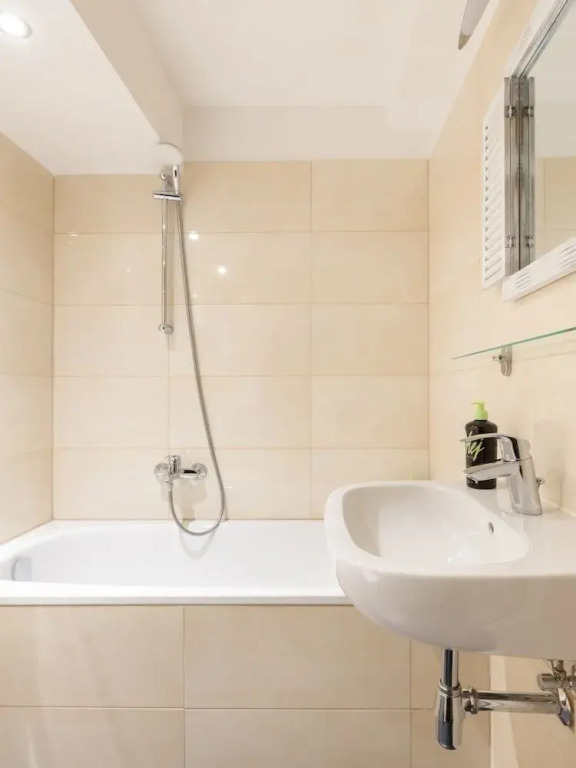 Limehome Berlin Florastraße