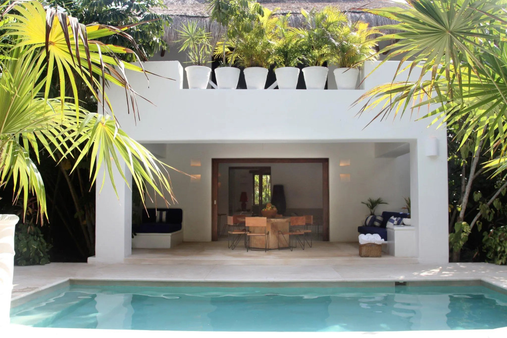 Hotel Esencia