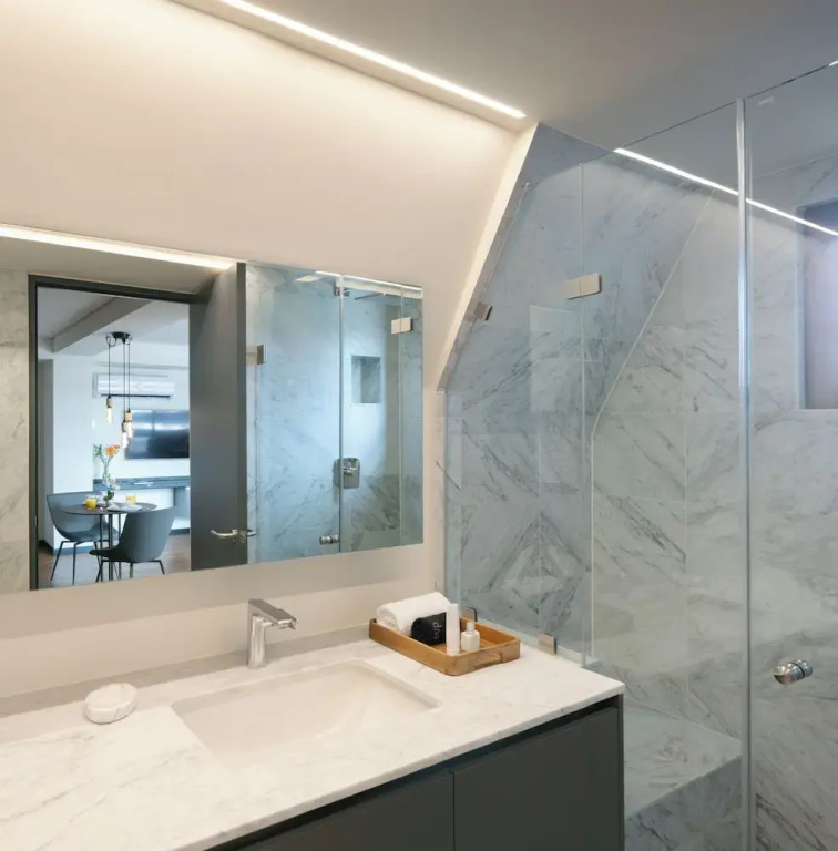 Amberes 64, an Ascend Collection Hotel