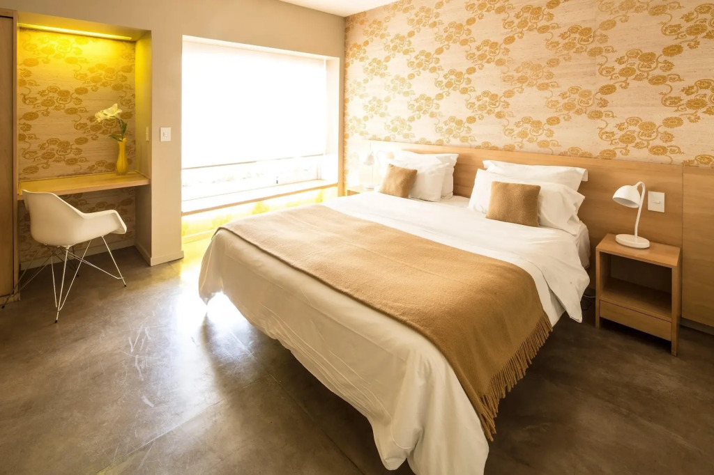 Home Hotel