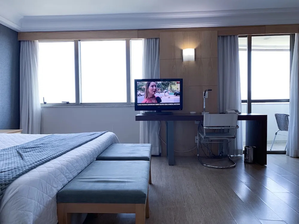 Flat With Services and Pool - Barra