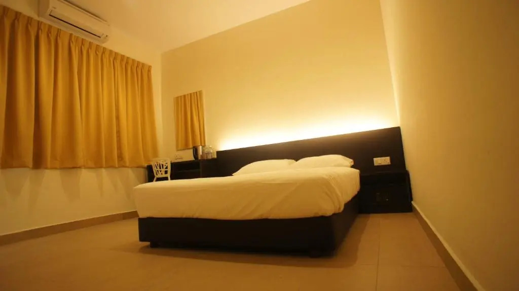 Merlin Hotel