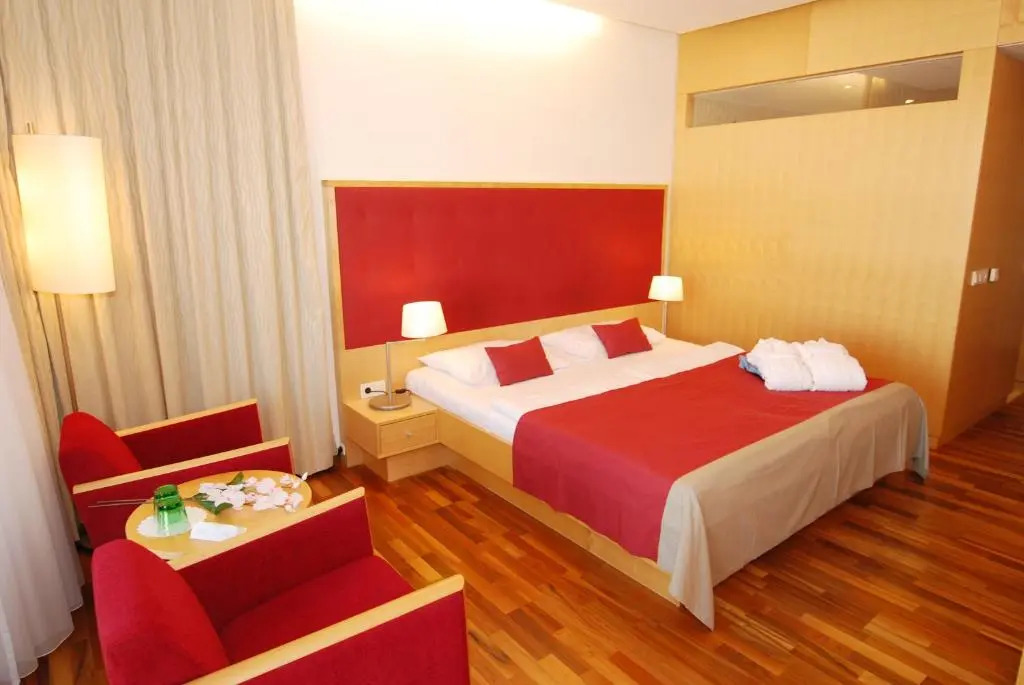 Therme Laa Hotel Silent Spa Villas