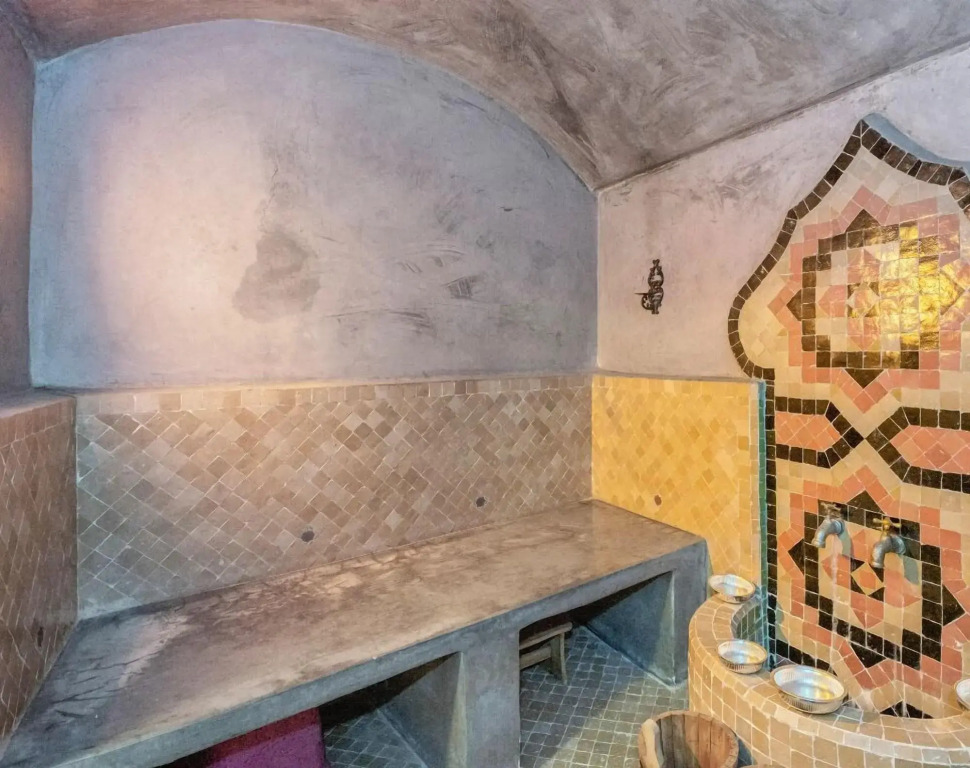 Riad Basidi piscine chauffée sur le toit de la médina