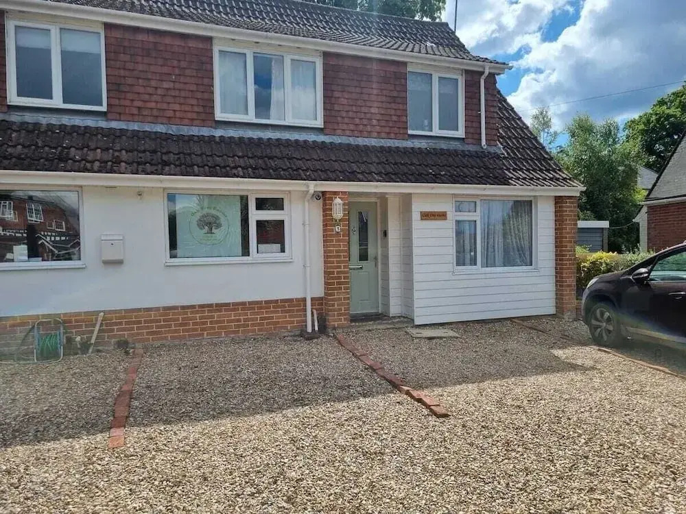 Oak Tree Rooms LTD