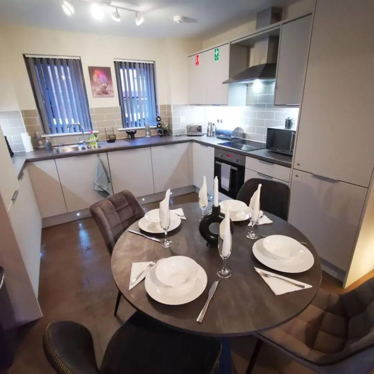 Belfast Central 2 Bedroom Luxurious Modern Stay