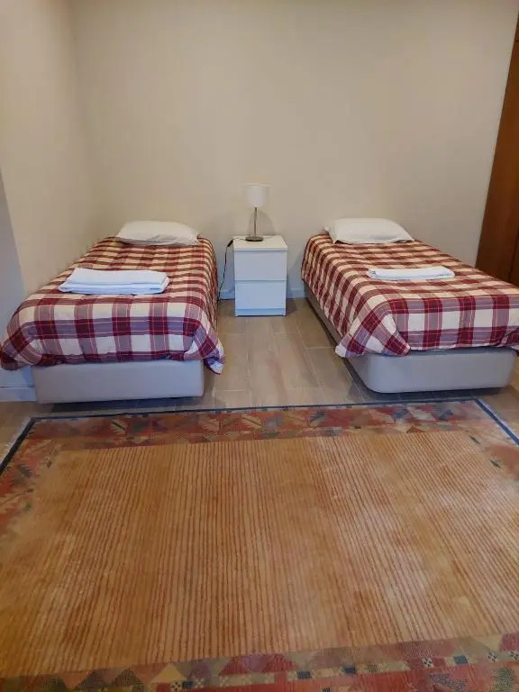 Maia Oporto Suites