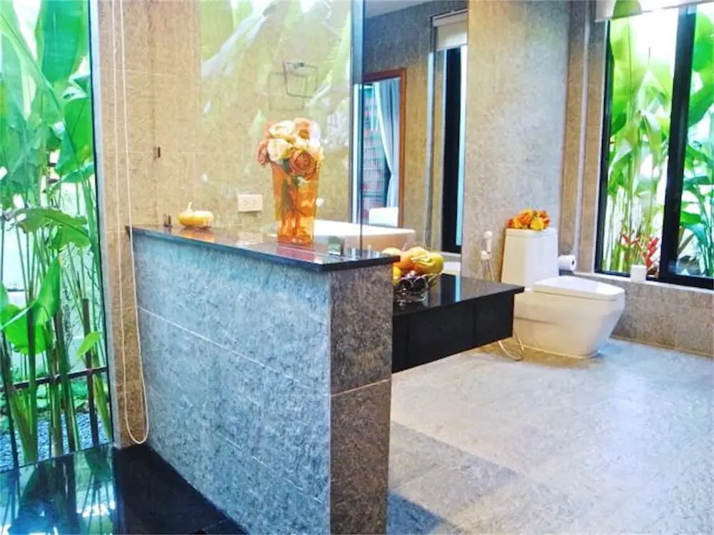 Baan Bua Nai Harn 3 bedrooms Villa