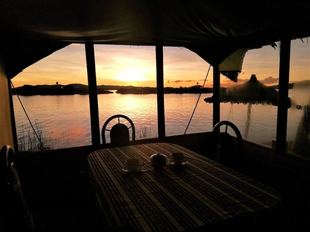 Lucsay Titicaca Lodge
