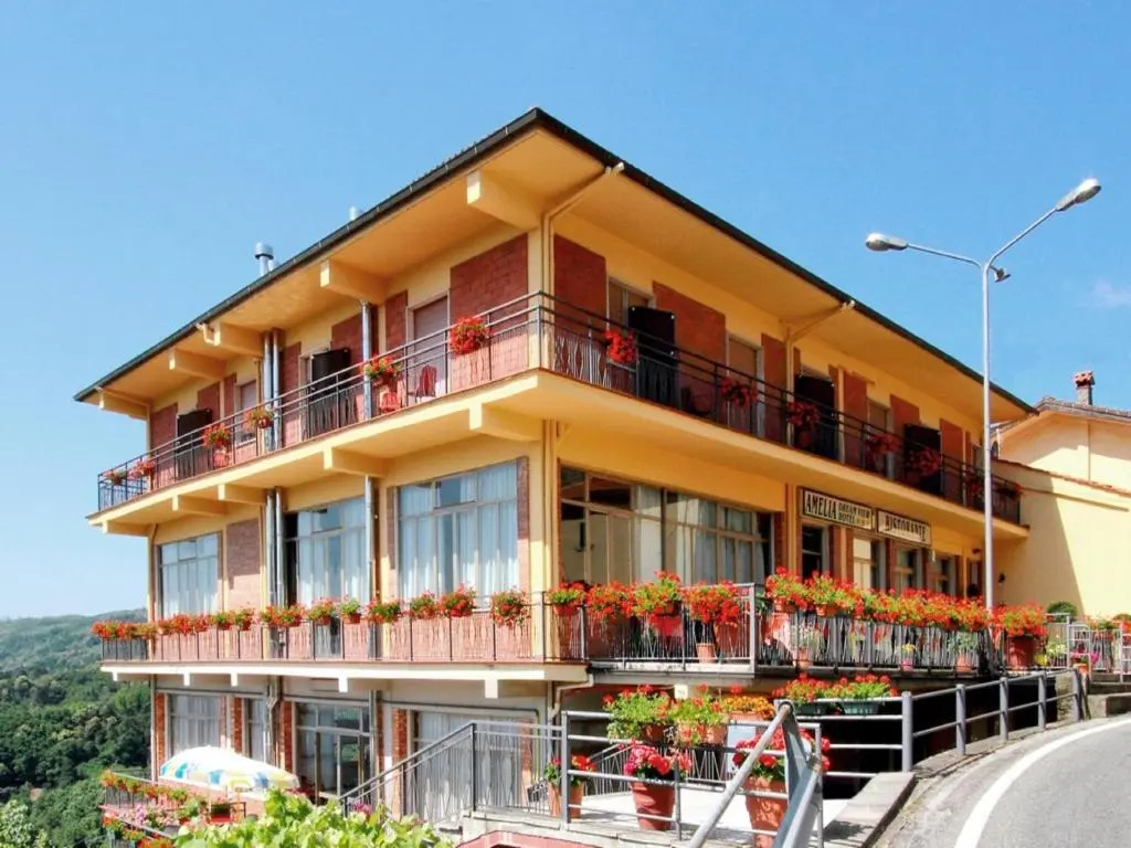 Aparthotel Amelia Dream View