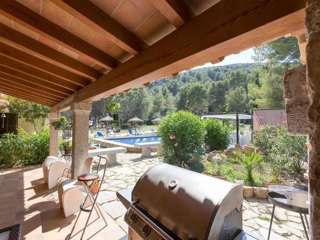 AGUAIT - Villa approximately aprox 4O OOO meters PLUS PRIVATE mountain approx 3 minutes walking from the beach Ideal for relaxation sport