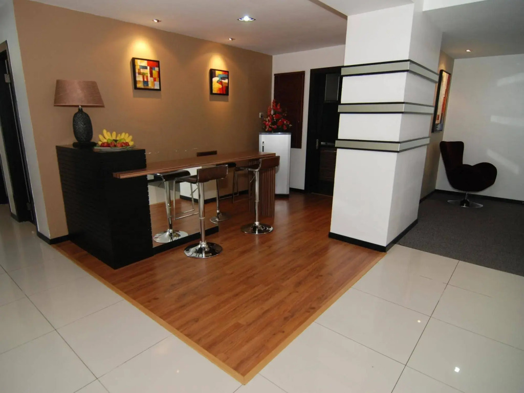 Likas Square - KK Apartment Suite