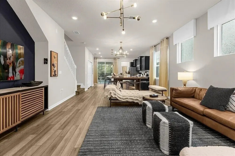 1931 Summer Dr · Brand New Model Home 5BR Villa/next to Clubhous