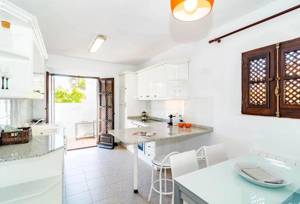 EN- Cozy Andalusian style townhouse in Marbella