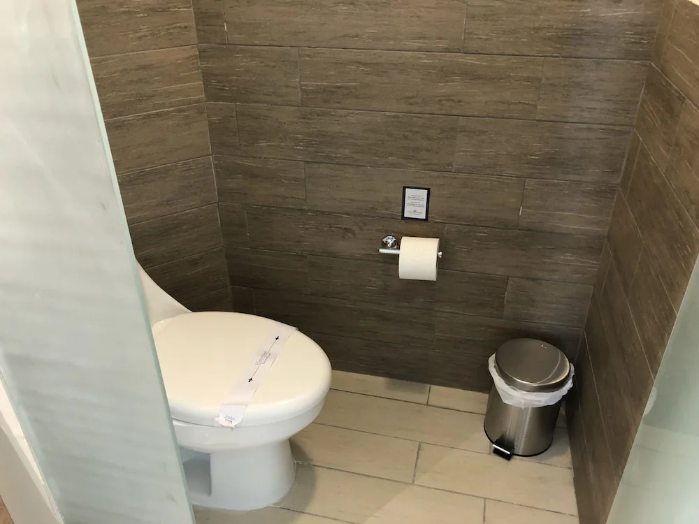 Lifestyle Kosher Crown Villas