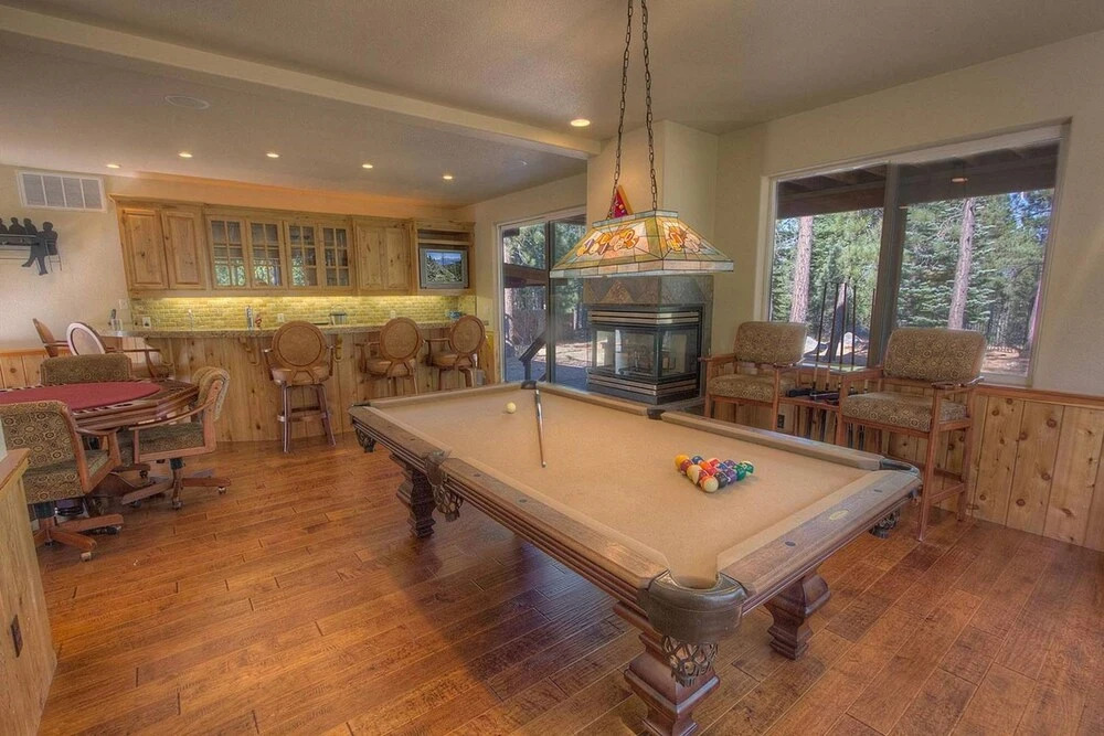 Truckee River Lodge