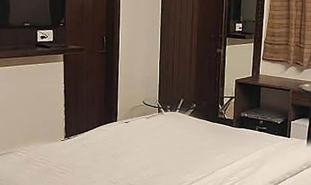 Fabhotel Plus Royal Galaxy I