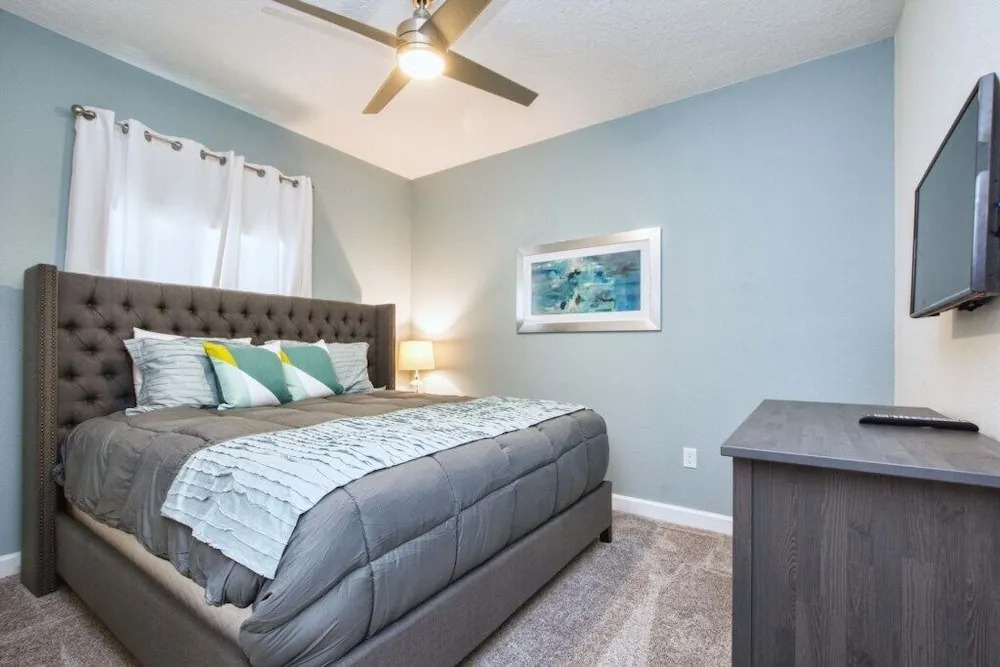Storey Lake-5 Bedroom Townhome w/Splashpool-1630ST