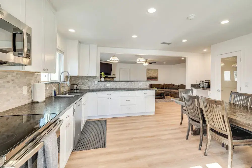 Private Pool & Patio: Modern Lake Havasu Home!