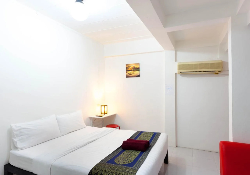 SJ Beach House Patong