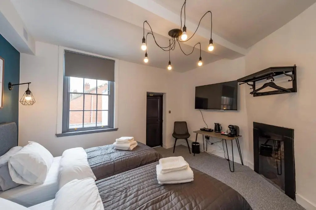 Riize Rooms - Self Check In Boutique Hotel