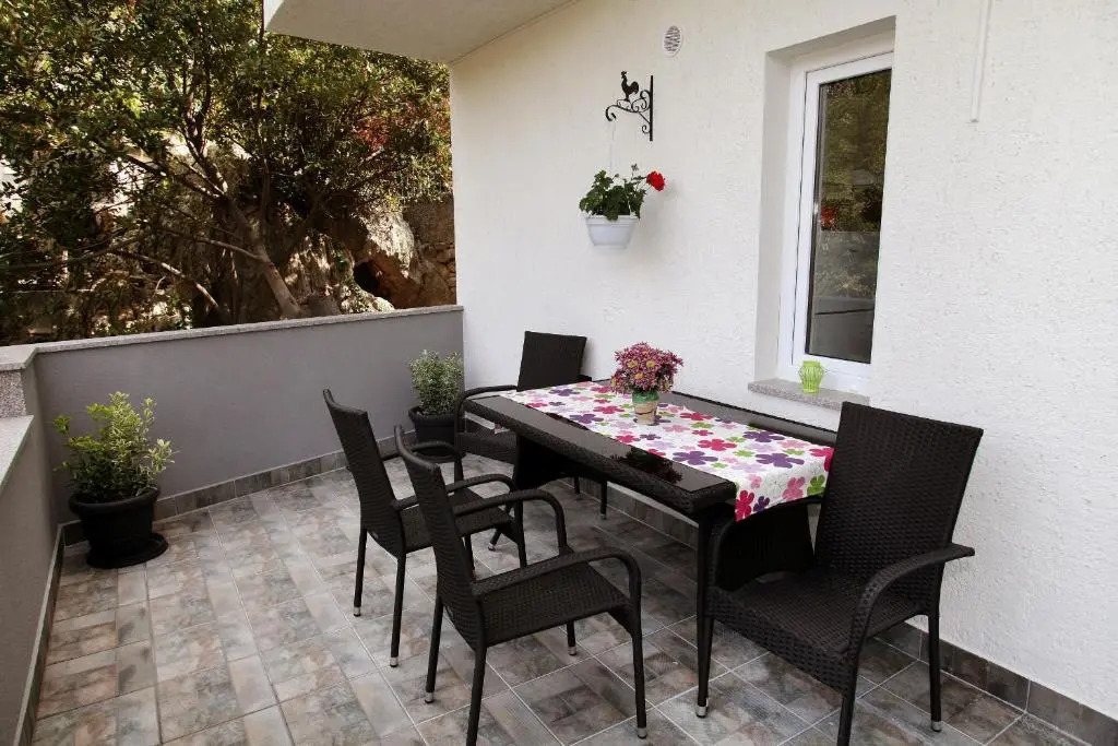 Apartment Biočić