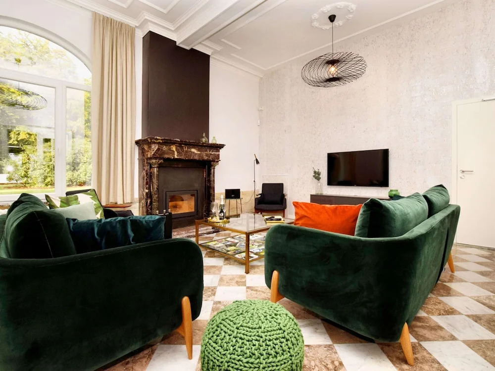 Affluent Holiday Home in Spa with Hot Tub, Garden, Sauna