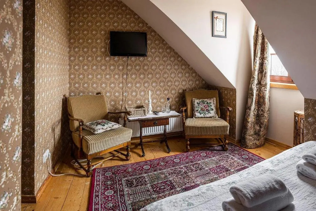 Pakruojis Manor Hotel Millers house