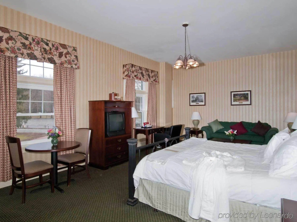 Shawnee Inn and Golf Resort