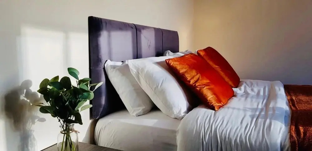 Three Bed Apt Beach View Brighton by Sojo Stay