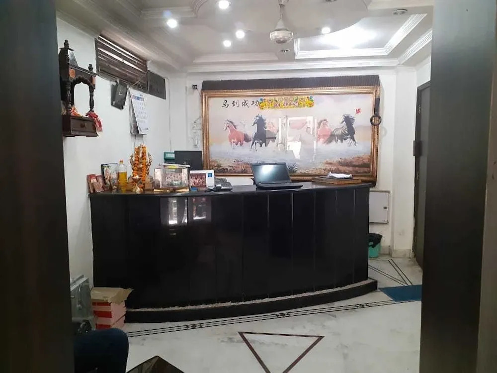 Hotel Pooja Palace