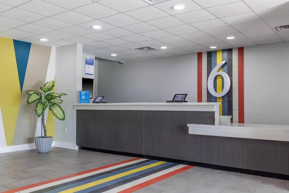 Studio 6 Gonzales, LA Baton Rouge Geismar Prairieville I 10