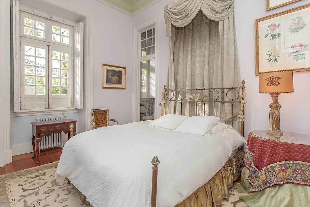 The Romantic Suites & Garden Guest House - Adults Only