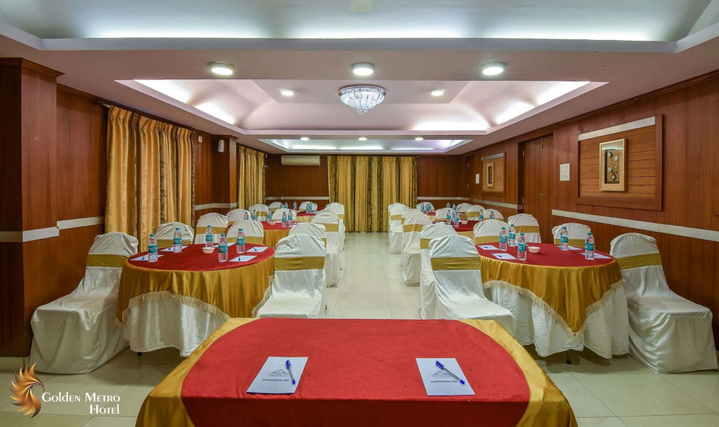 Golden Metro Hotel