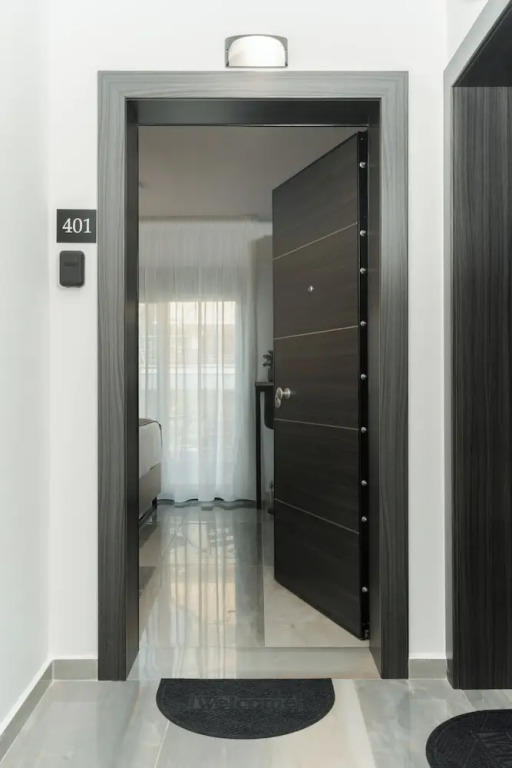 TOWER 15 Suites