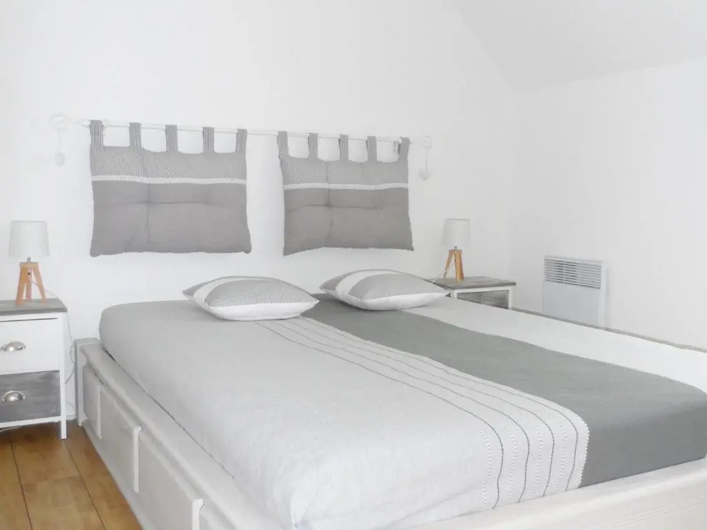 Cottage 3 Pièces Avec Jardin Privatif Sud, Parking, Piscine - Proche Port Guillaume - FR-1-487-320