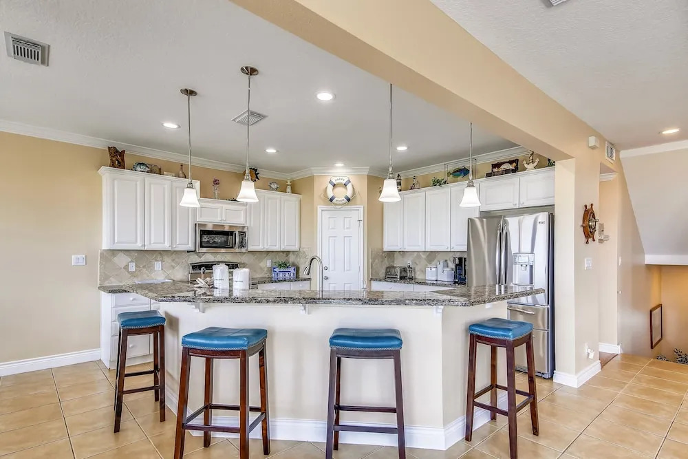 Beachfront Melody 4 Bedroom Home
