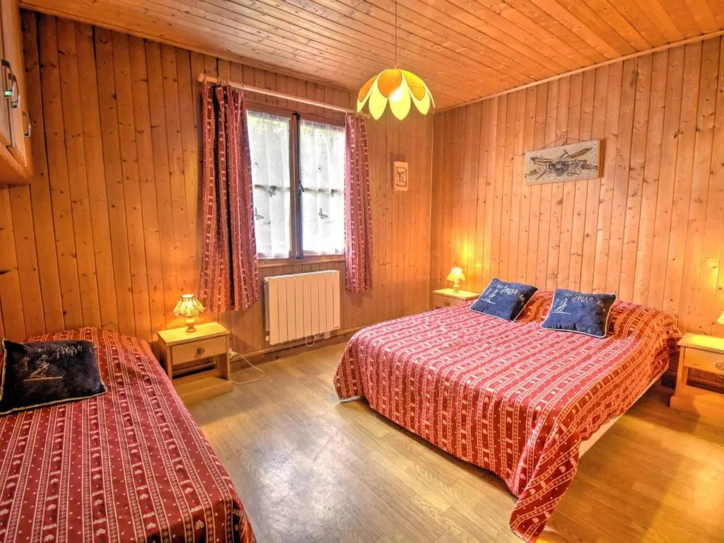 Chalet individuel unique proche du centre de Morzine avec jardin privé et WiFi, pour 5 pers. - FR-1-524-93