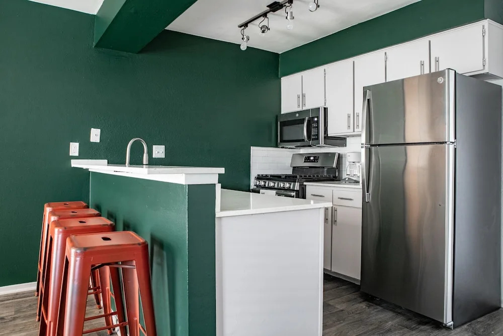 WanderJaunt - Shoal Creek Apts