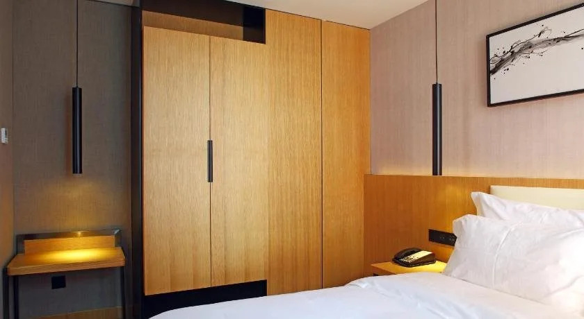 Ueasy Hotel