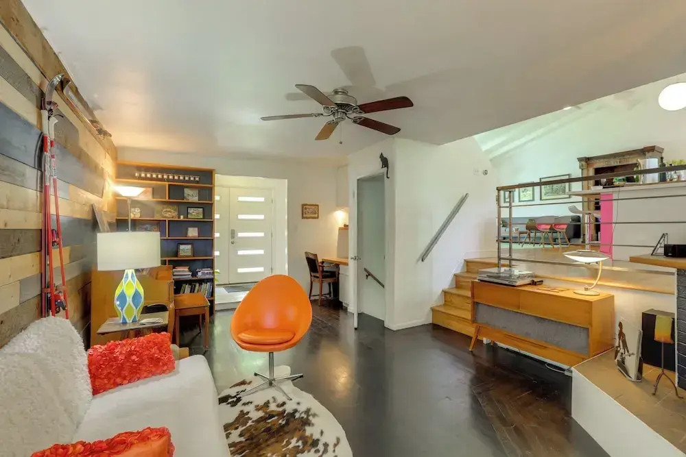 12 Mi to Denver: 'the Modern Ridge House' w/ Yard