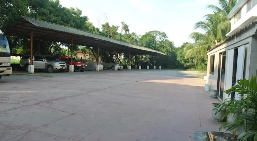 Chaopraya Garden Hotel