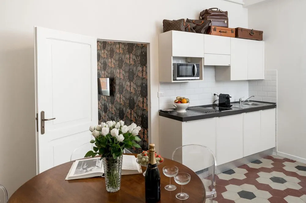 L8 Boutique Design Apartments